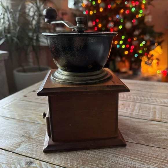 ☕️Vintage Wooden Coffee Grinder w/ Drawer & Hand Crank☕️
